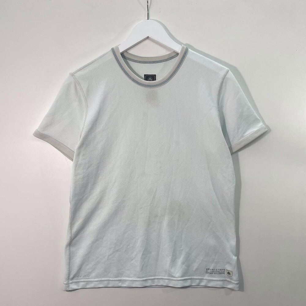 Nike ACG Men's Blue and White T-shirt